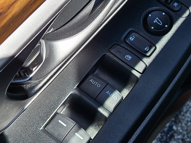 Honda CR-V Vehicle Image 21