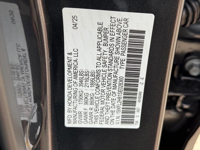 Honda Civic Hatchback Vehicle Image 17