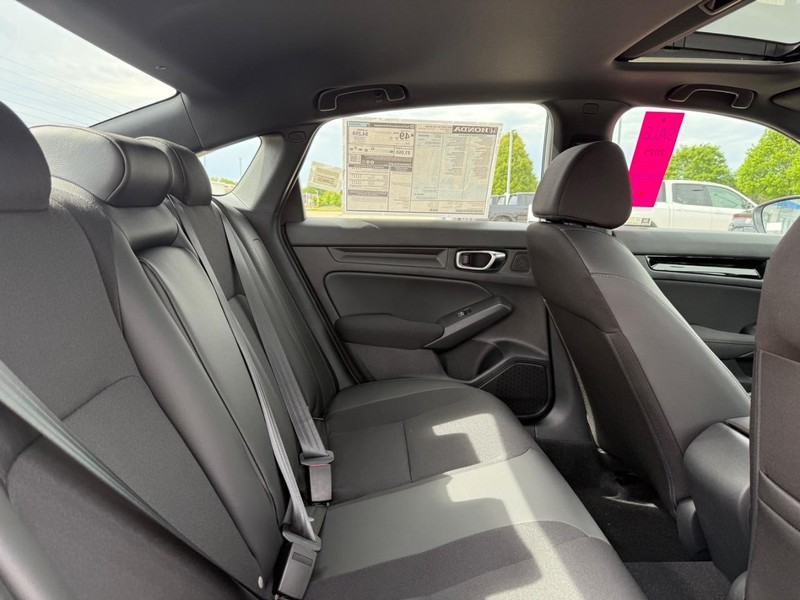 Honda Civic Sedan Hybrid Vehicle Image 5