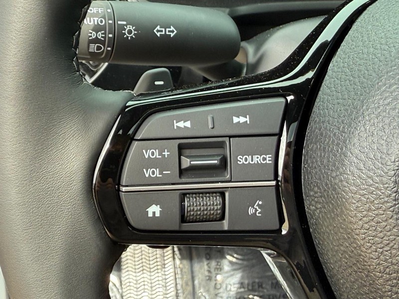 Honda Civic Sedan Hybrid Vehicle Image 11