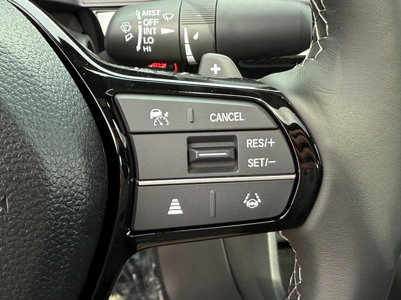 Honda Civic Sedan Hybrid Vehicle Image 12