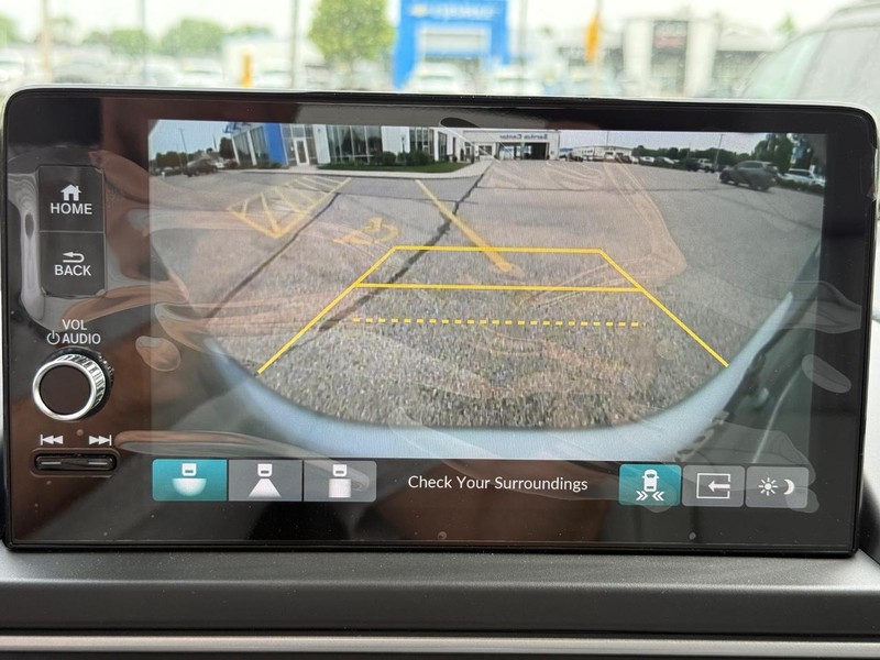 Honda Pilot Vehicle Image 14