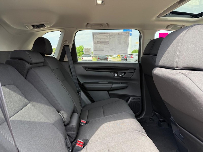 Honda CR-V Vehicle Image 5