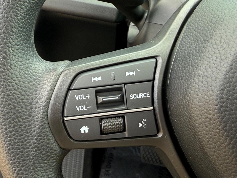Honda CR-V Vehicle Image 11
