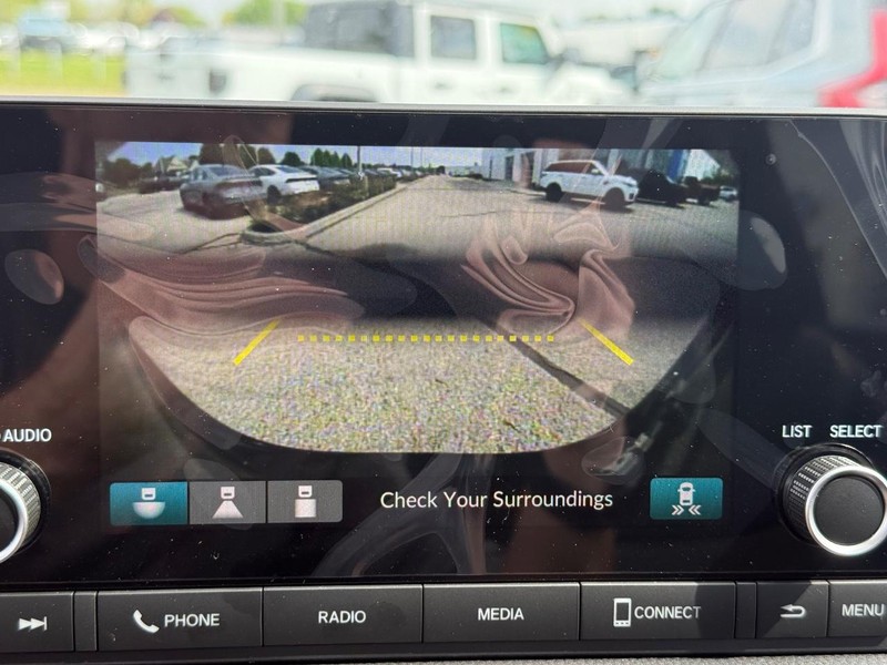 Honda CR-V Vehicle Image 13