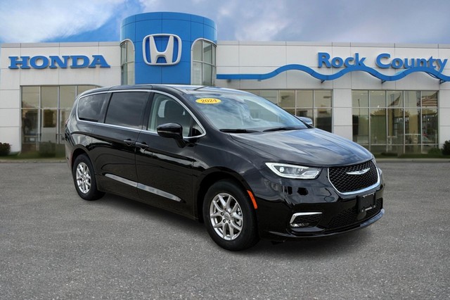 more details - chrysler pacifica