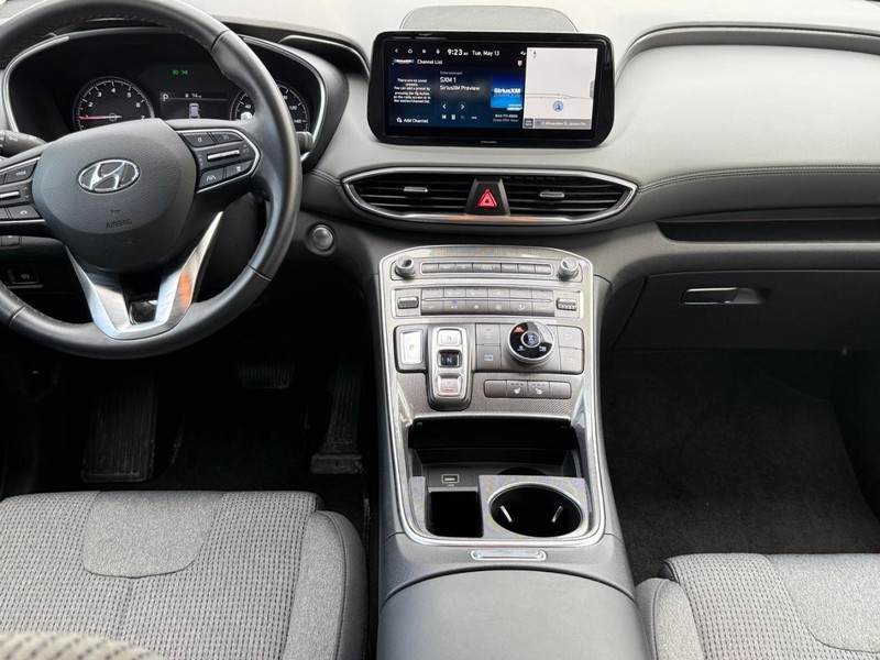 Hyundai Santa Fe Vehicle Image 10