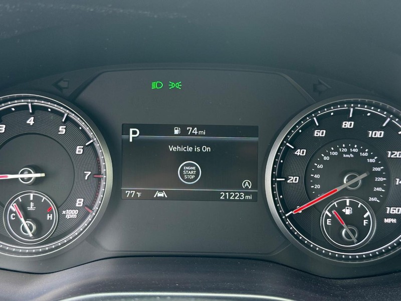 Hyundai Santa Fe Vehicle Image 17