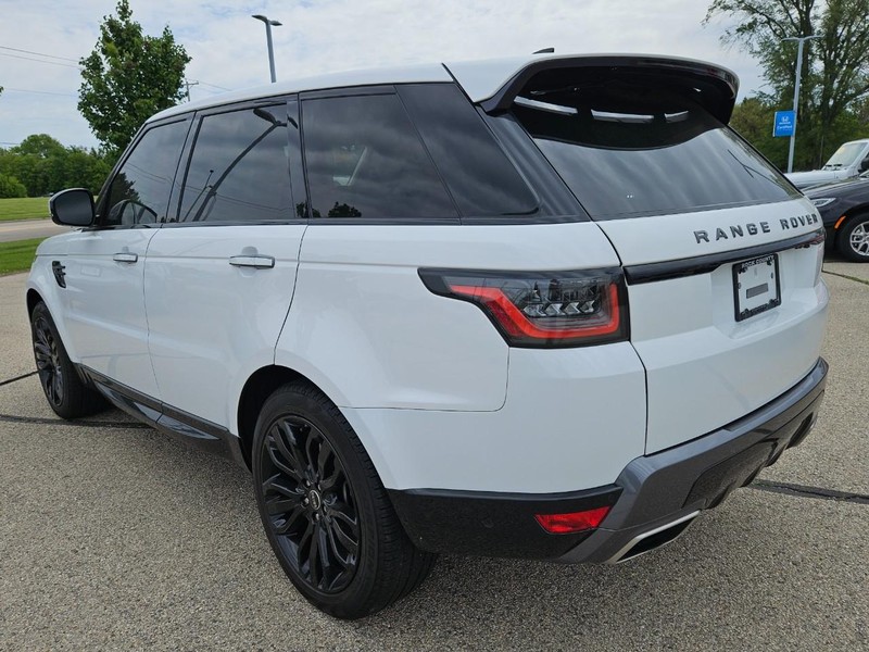 Land Rover Range Rover Sport Vehicle Image 6