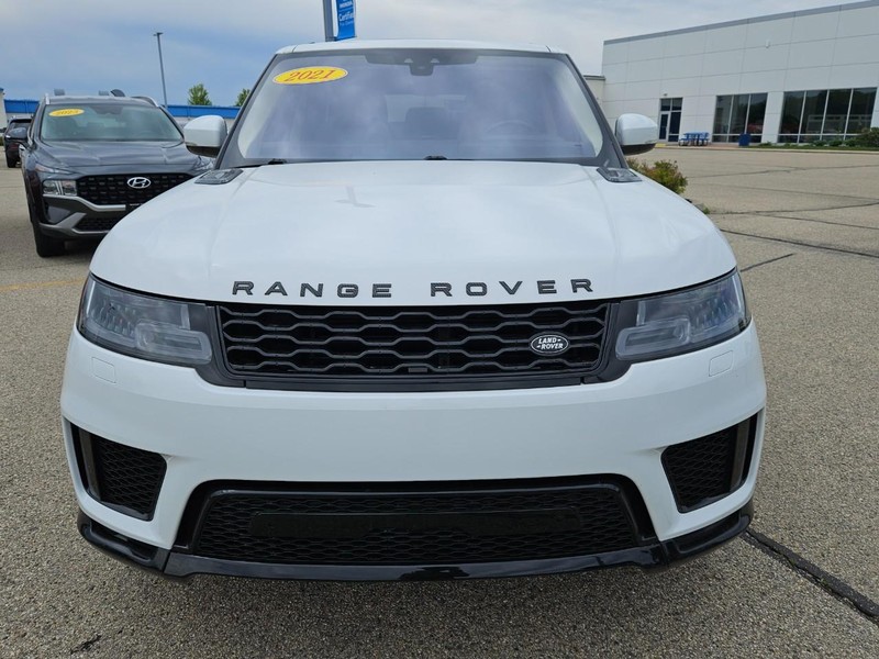 Land Rover Range Rover Sport Vehicle Image 9