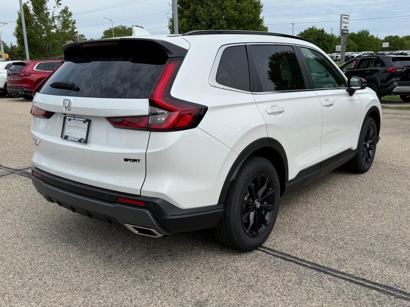 Honda CR-V Hybrid Vehicle Image 3