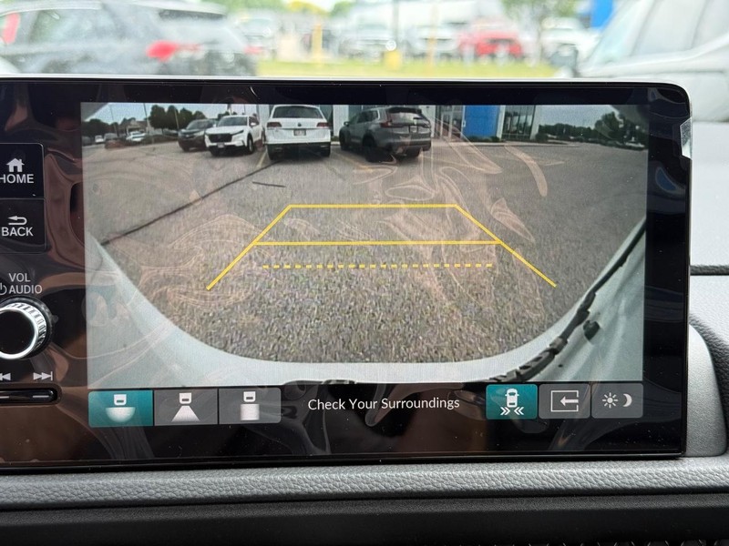 Honda CR-V Hybrid Vehicle Image 14