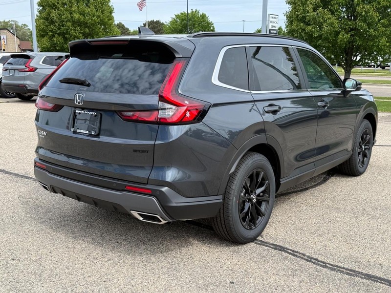 Honda CR-V Hybrid Vehicle Image 3