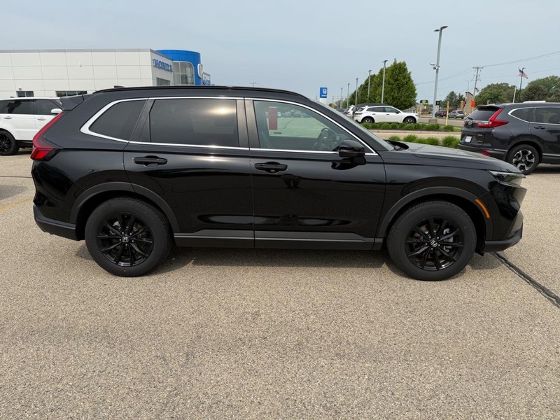 Honda CR-V Hybrid Vehicle Image 2