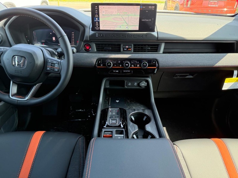 Honda Passport Vehicle Image 6