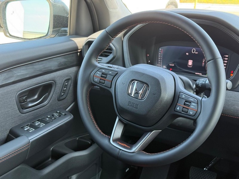 Honda Passport Vehicle Image 9