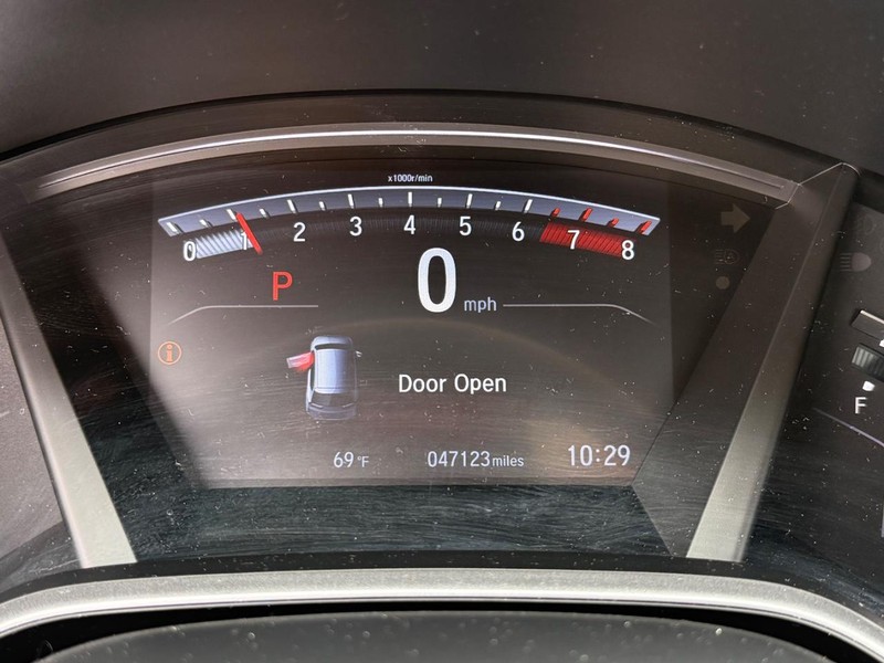 Honda CR-V Vehicle Image 19