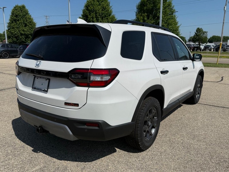 Honda Pilot Vehicle Image 3
