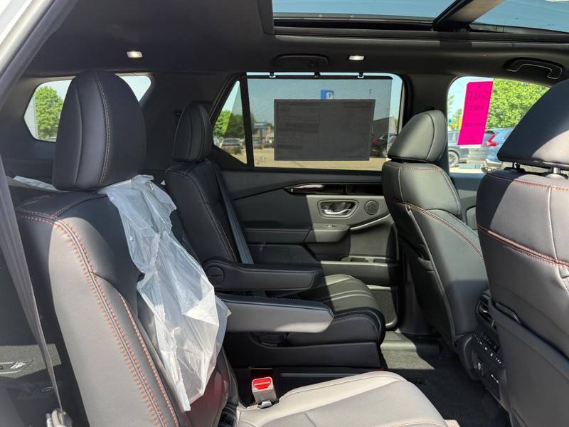 Honda Pilot Vehicle Image 5