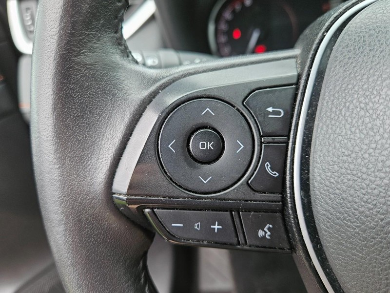 Toyota RAV4 Vehicle Image 15