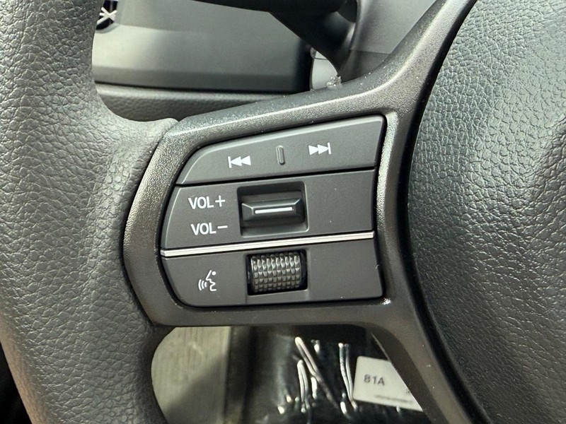 Honda Accord Sedan Vehicle Image 11