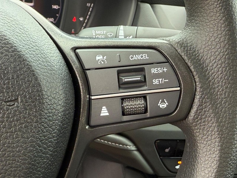 Honda Accord Sedan Vehicle Image 12