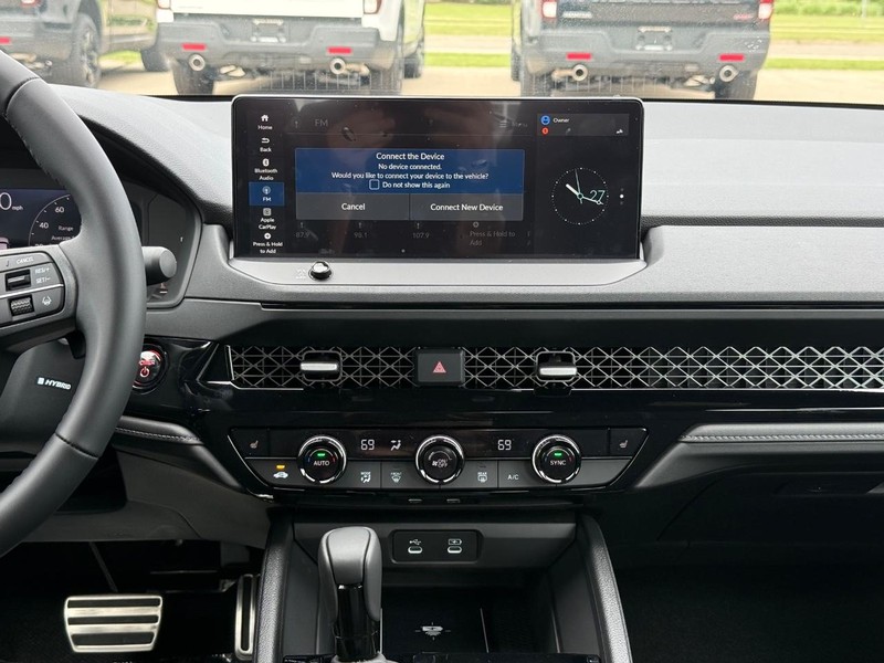 Honda Accord Hybrid Vehicle Image 7