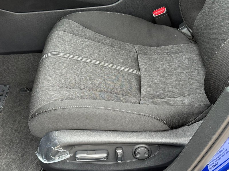 Honda Accord Hybrid Vehicle Image 16