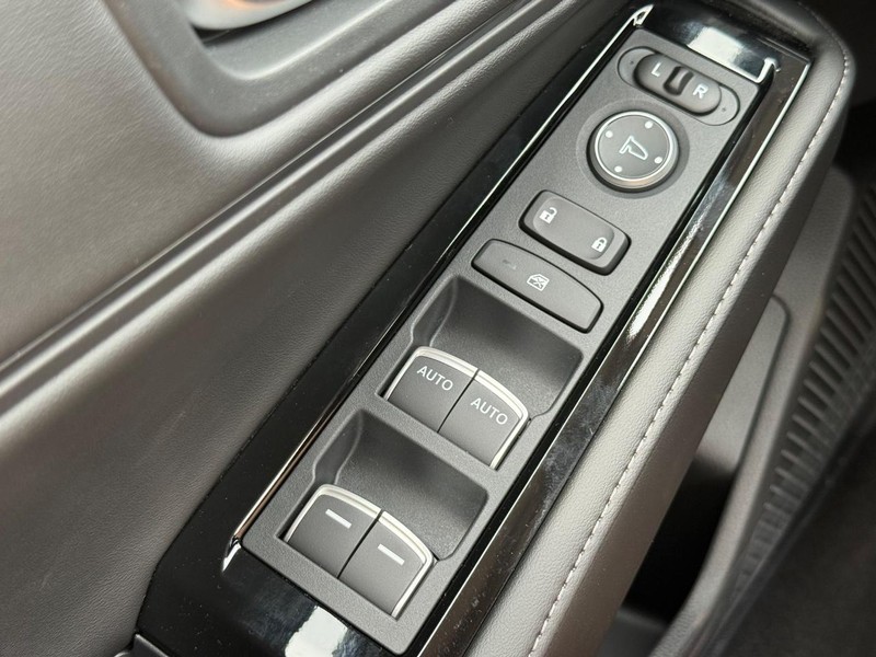 Honda Accord Hybrid Vehicle Image 15