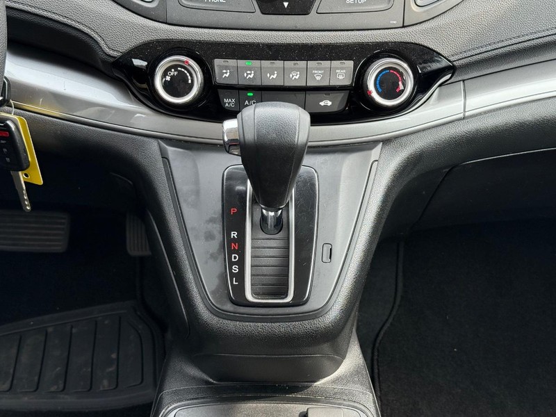 Honda CR-V Vehicle Image 13