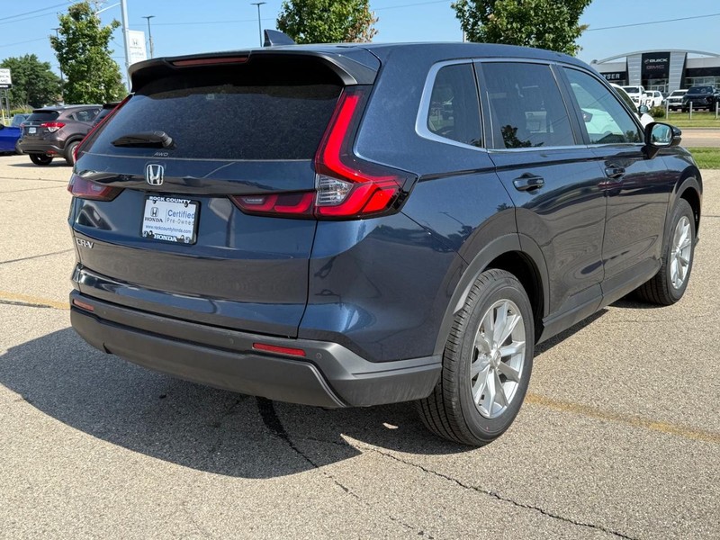 Honda CR-V Vehicle Image 3