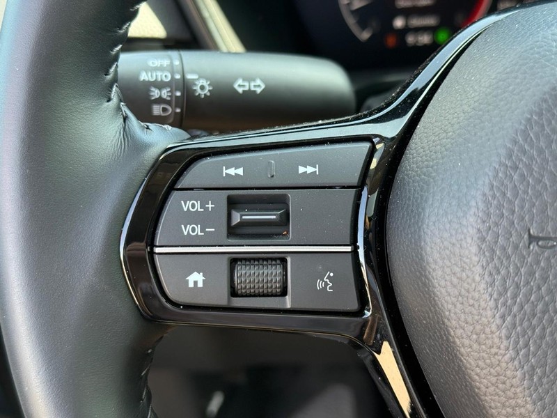 Honda CR-V Vehicle Image 15