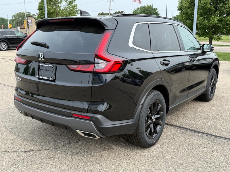 Honda CR-V Hybrid Vehicle Image 3