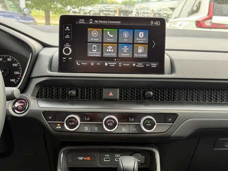 Honda CR-V Hybrid Vehicle Image 7