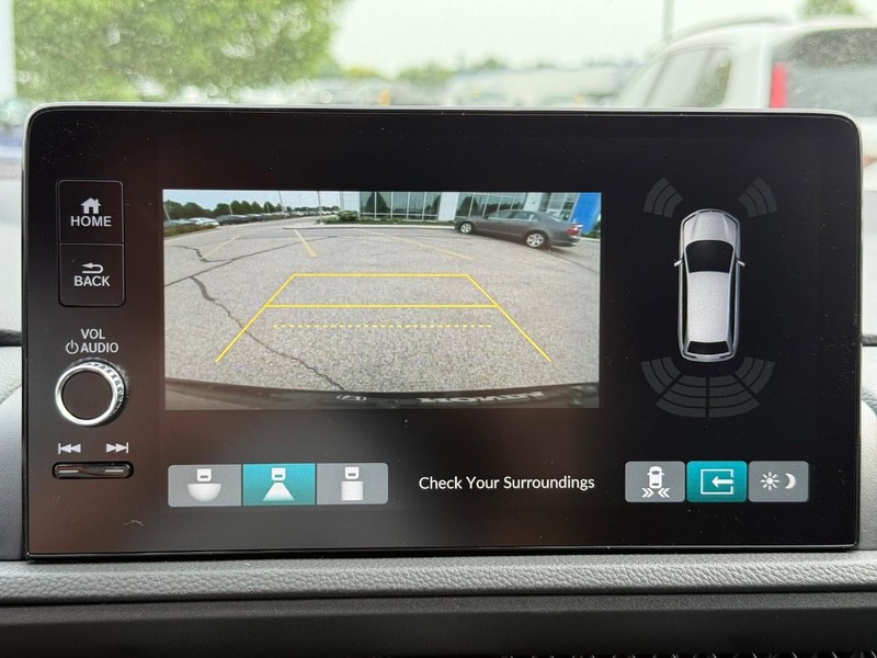 Honda CR-V Hybrid Vehicle Image 14