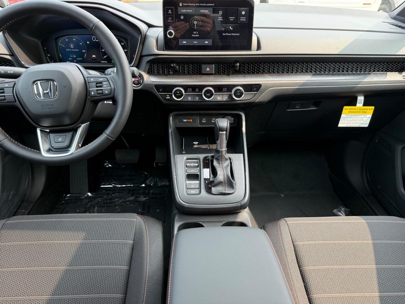 Honda CR-V Hybrid Vehicle Image 6