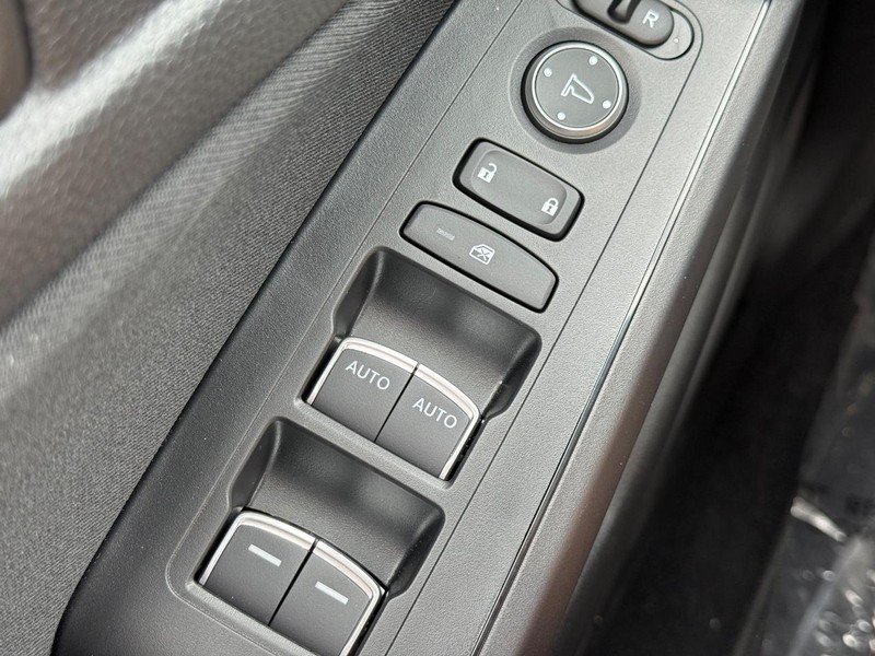 Honda Civic Sedan Vehicle Image 15