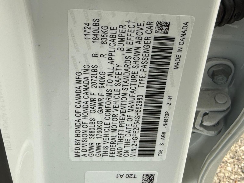 Honda Civic Sedan Vehicle Image 17