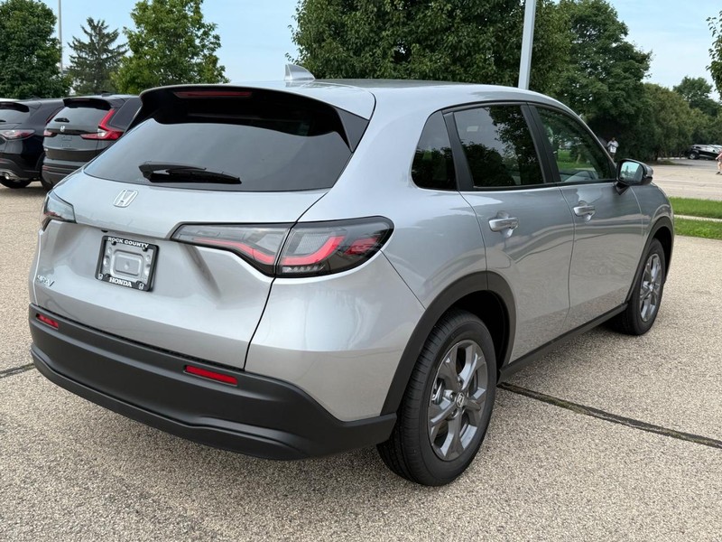 Honda HR-V Vehicle Image 3