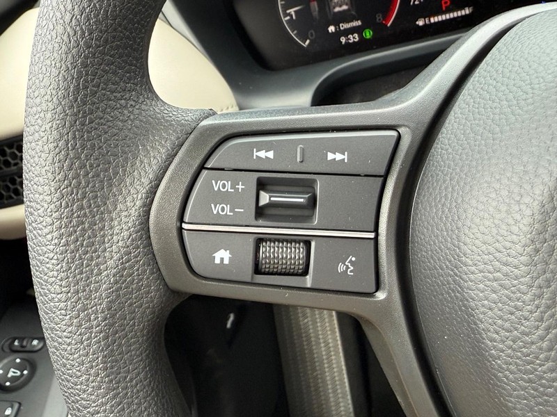 Honda HR-V Vehicle Image 11