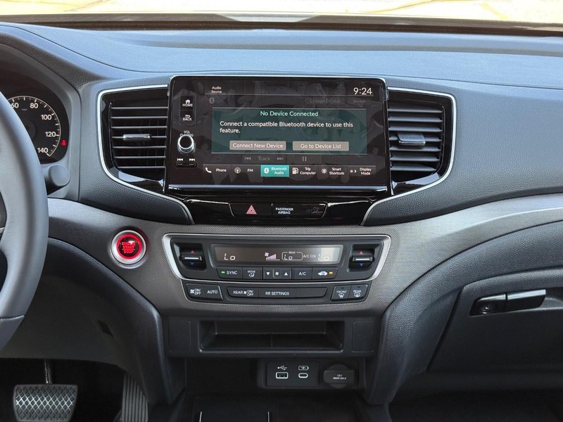 Honda Ridgeline Vehicle Image 7