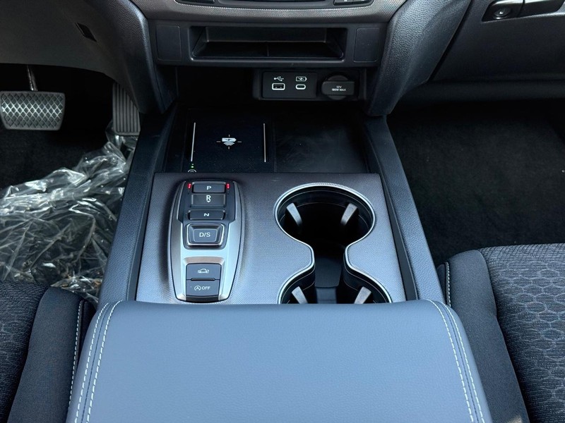 Honda Ridgeline Vehicle Image 8