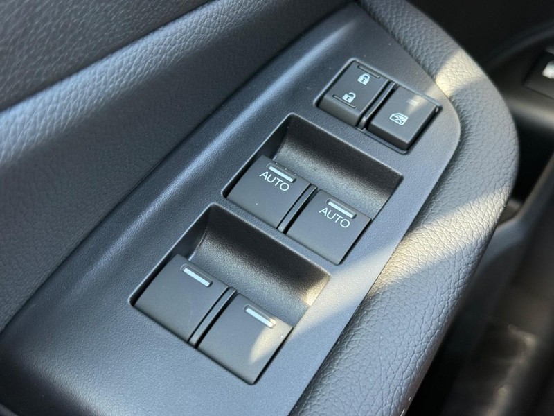 Honda Ridgeline Vehicle Image 14