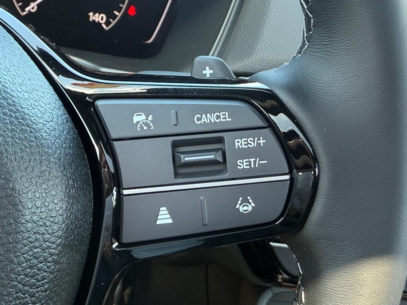 Honda Civic Sedan Hybrid Vehicle Image 12