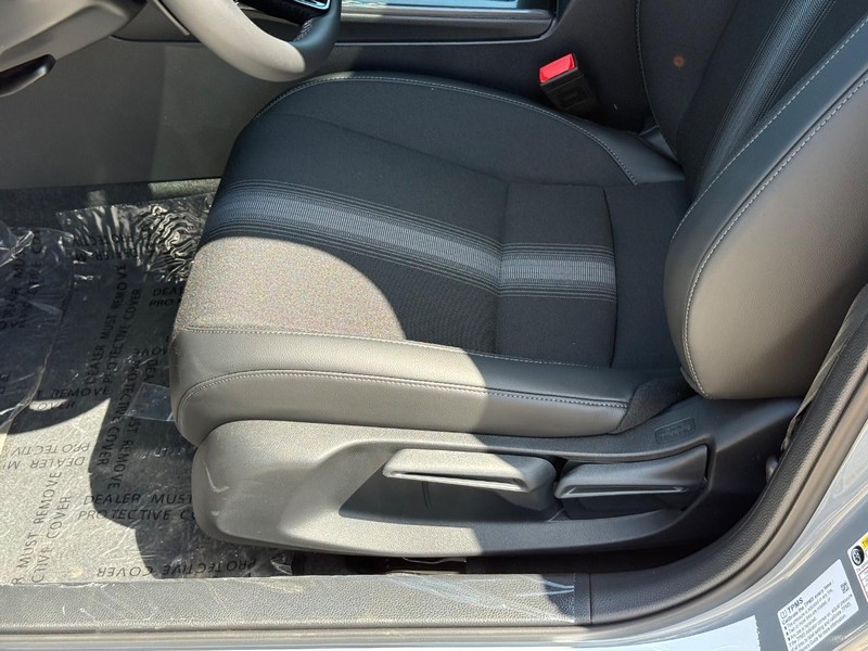 Honda Civic Sedan Hybrid Vehicle Image 16