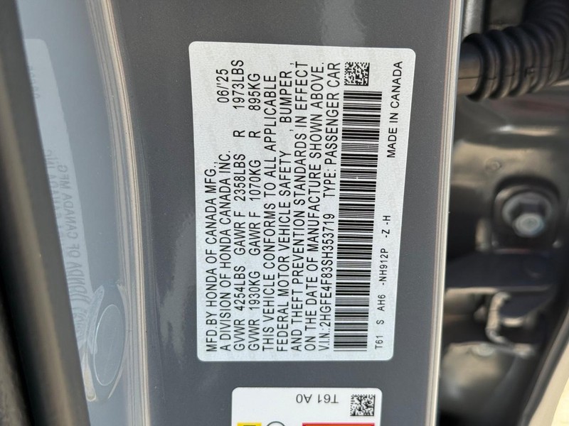 Honda Civic Sedan Hybrid Vehicle Image 17