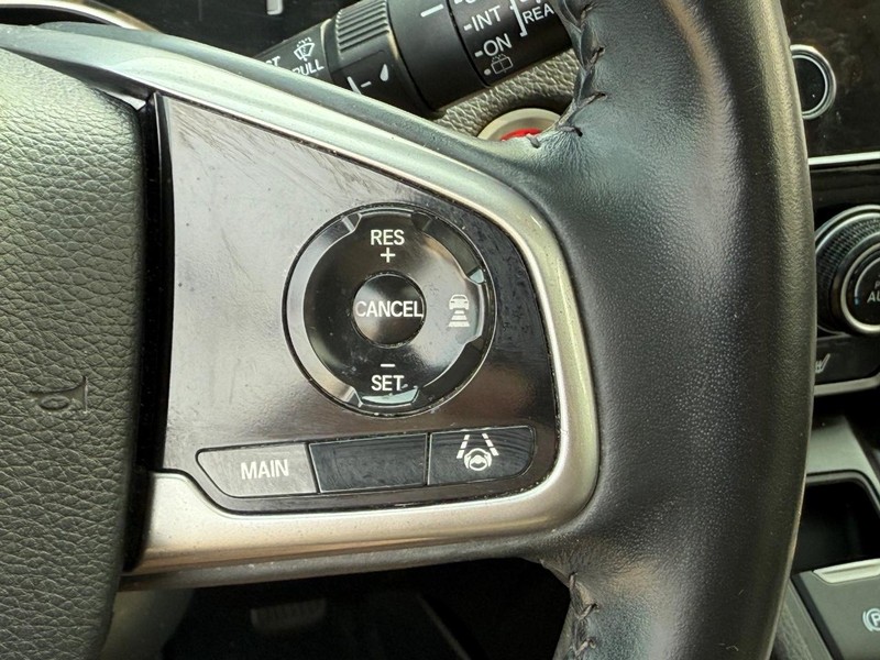 Honda CR-V Vehicle Image 17