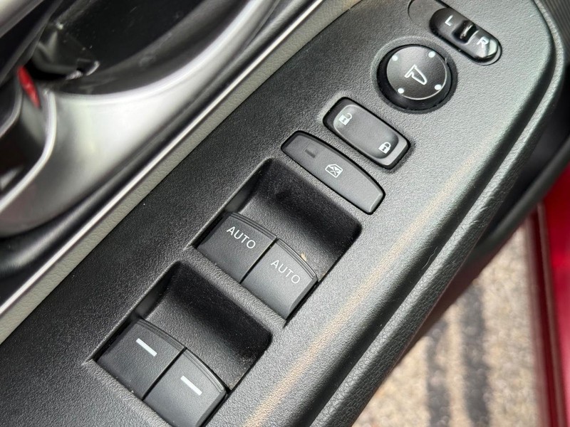 Honda CR-V Vehicle Image 21