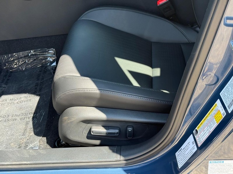 Honda Civic Sedan Hybrid Vehicle Image 16