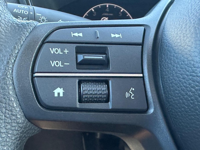 Honda CR-V Vehicle Image 8
